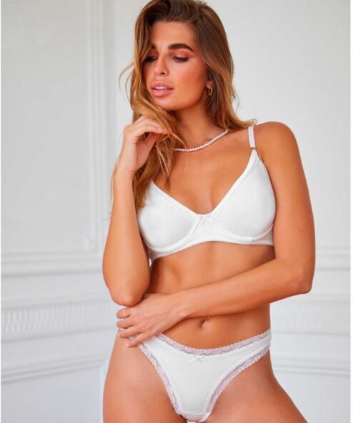 Codigo: 309 -- tiento ropa interior -- Conjunto taza soft push up y cola less de puntilla